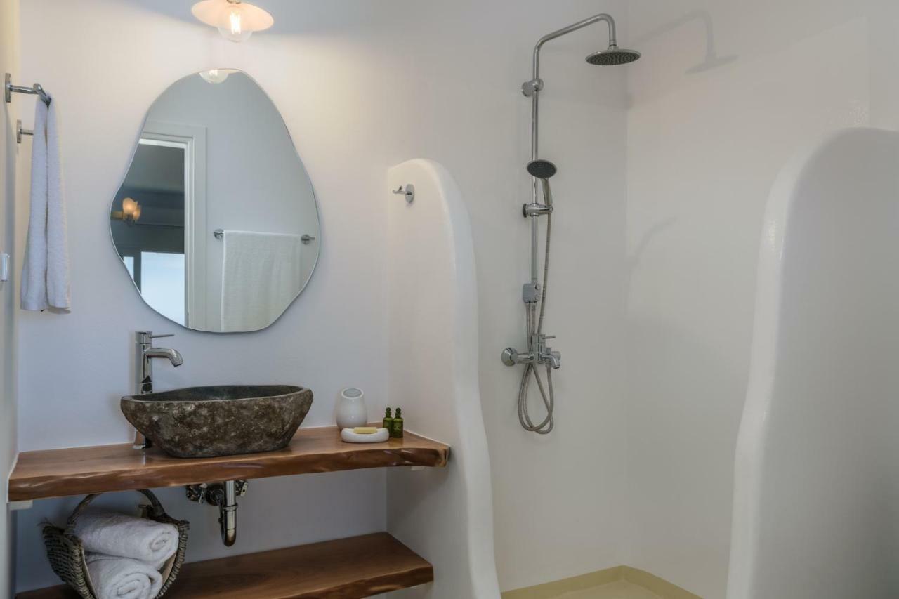 Agia Kiriaki Beach  Heavenly Milos Suites מראה חיצוני תמונה