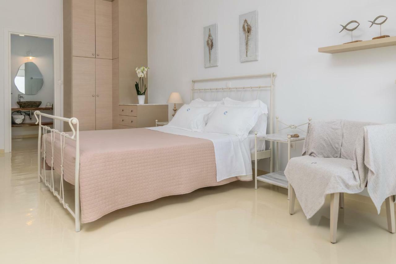 Agia Kiriaki Beach  Heavenly Milos Suites מראה חיצוני תמונה